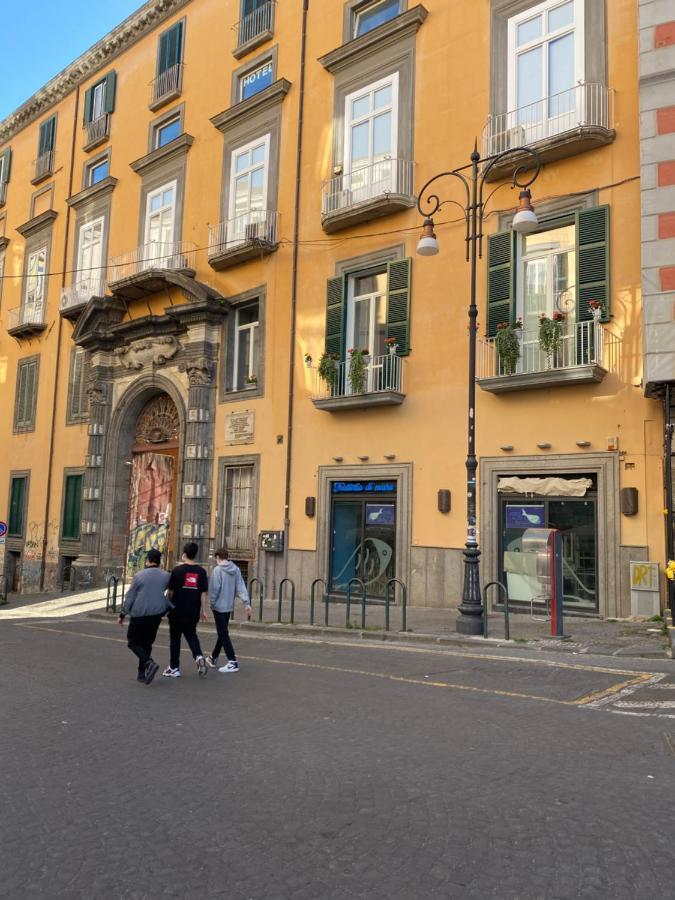 Bed and Breakfast Dimora Donna Elena Neapol Zewnętrze zdjęcie