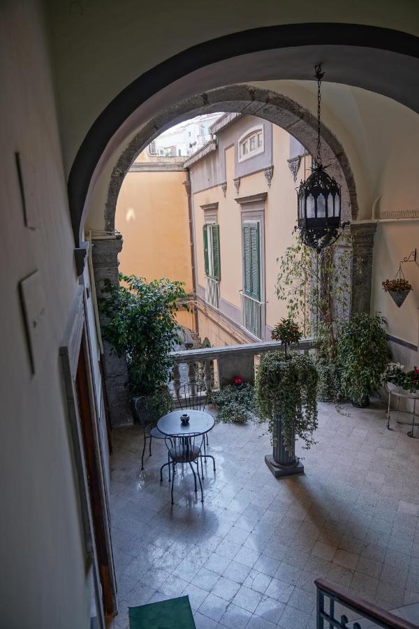 Bed and Breakfast Dimora Donna Elena Neapol Zewnętrze zdjęcie