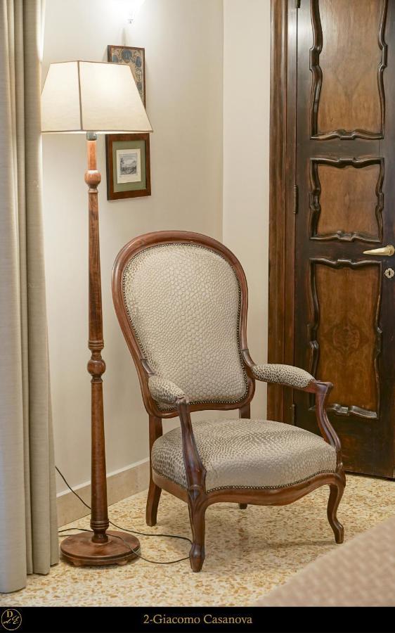 Bed and Breakfast Dimora Donna Elena Neapol Zewnętrze zdjęcie