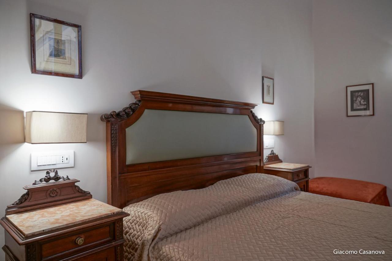 Bed and Breakfast Dimora Donna Elena Neapol Zewnętrze zdjęcie